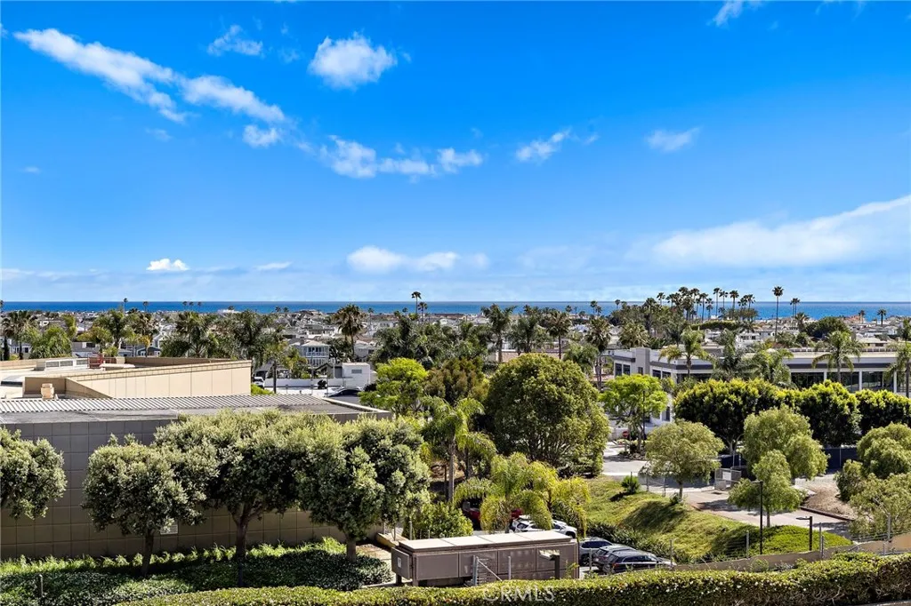 Additional image 76 of 280 Cagney Lane Unit 211, Newport Beach, CA 92663