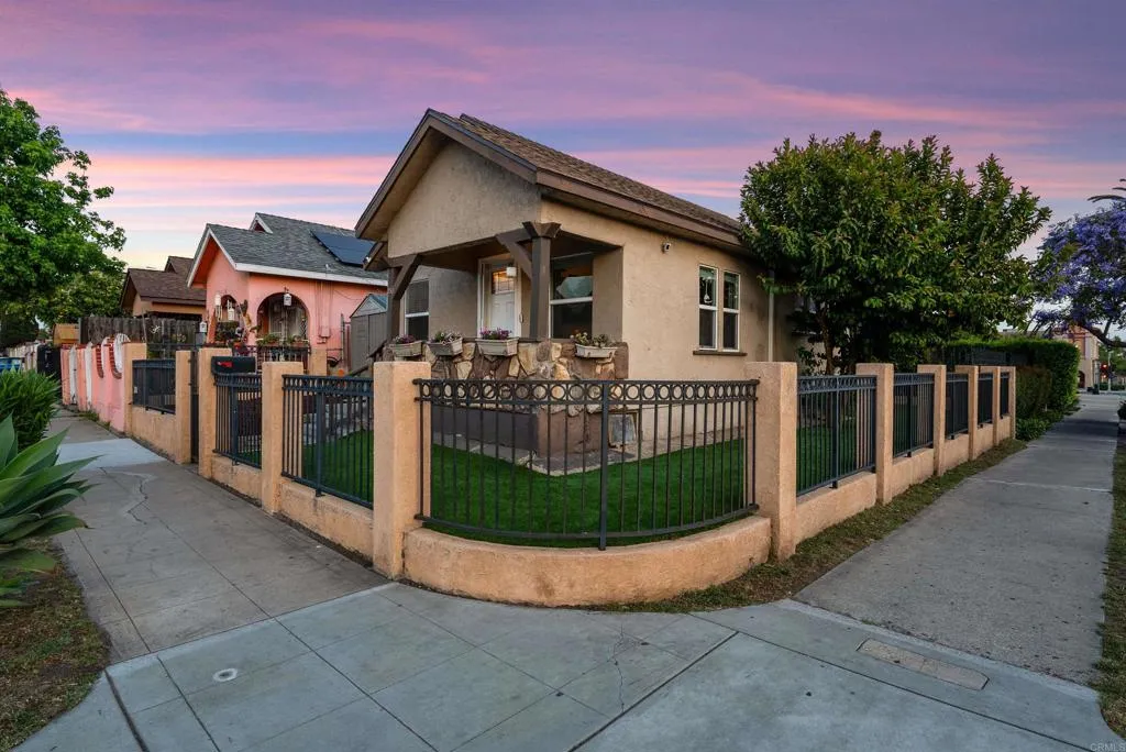2501 L St., San Diego, CA 92102