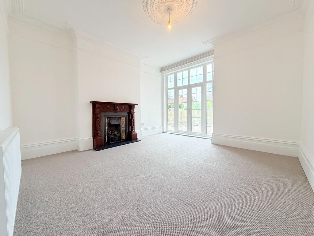 Additional image 9 of 5 bed semi-detached house for saleHutton Avenue, Hartlepool TS26