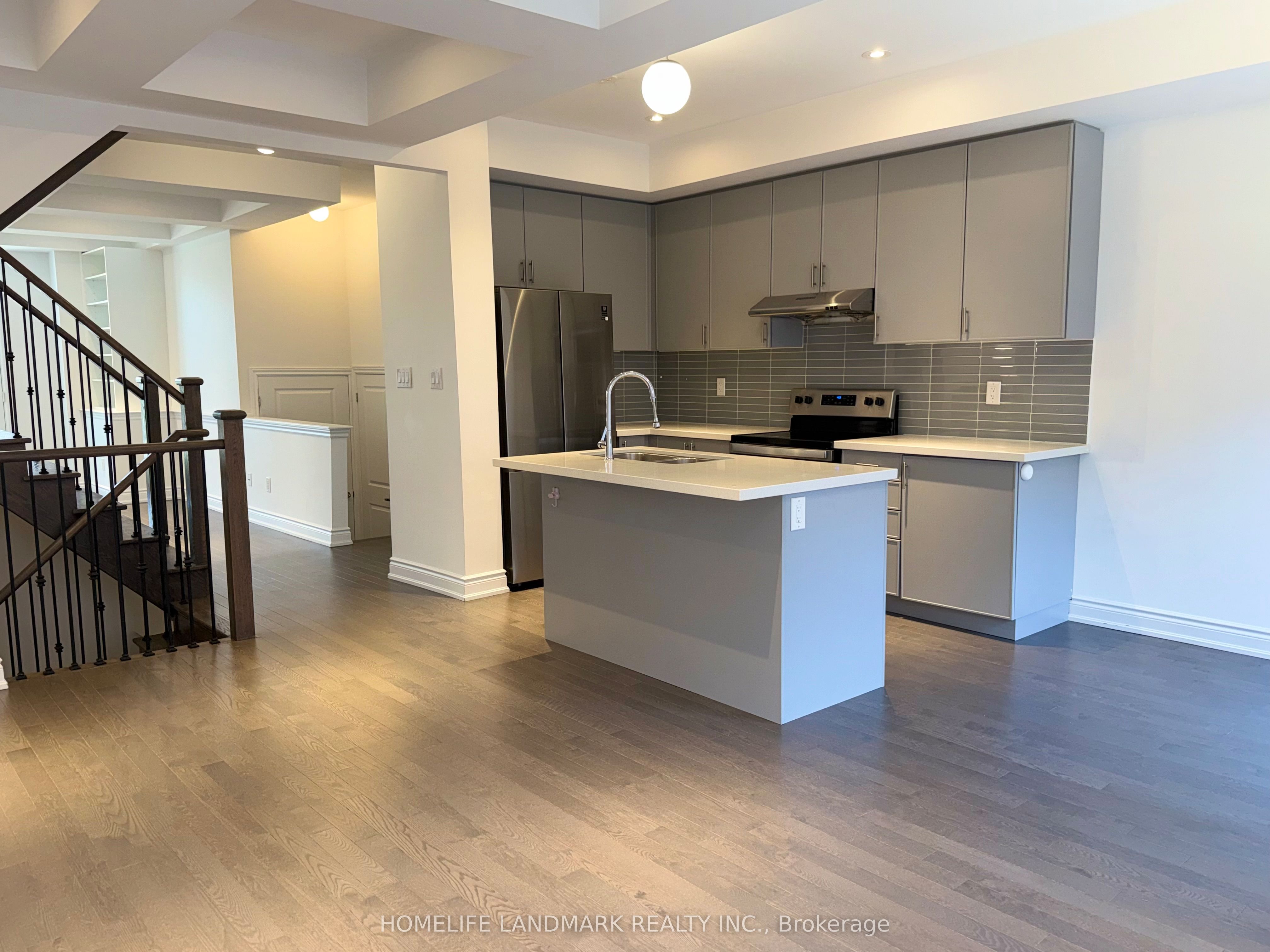 Additional image 4 of UPPER UNIT-4126 Highway 7 Highway E, Markham, ON, L3R 0W9