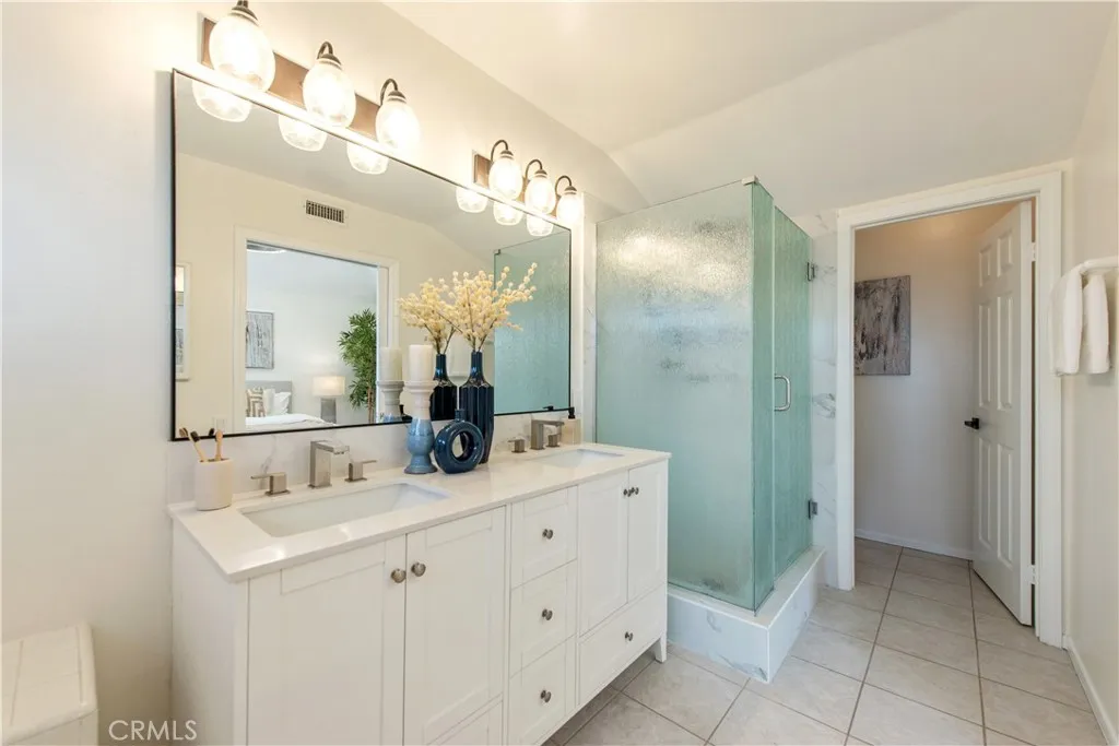 Additional image 66 of 19 Alabaster, Irvine, CA 92614
