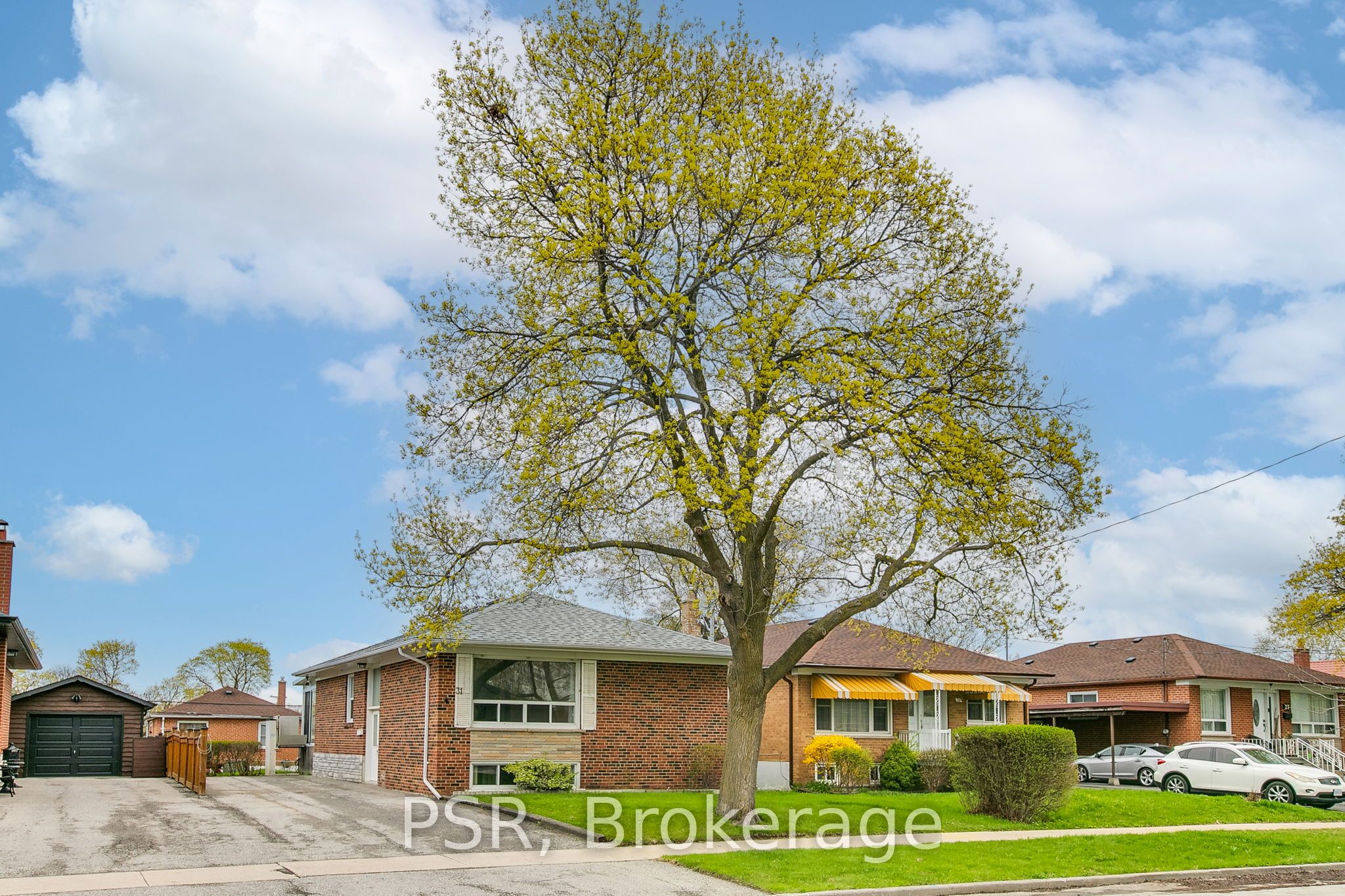 Additional image 4 of 31 Heatherglen Road, Toronto, ON, M9W 4P9