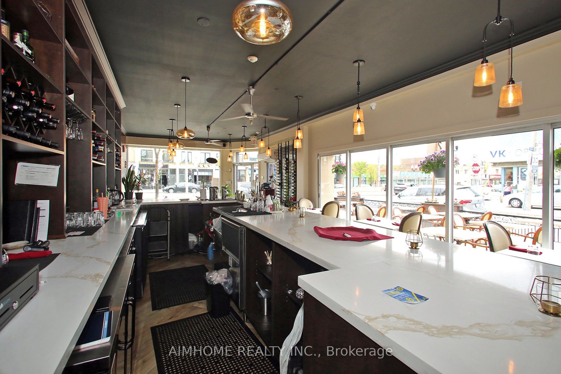 Additional image 6 of 1370 St Clair Avenue W, Toronto, ON, M6E 1C4
