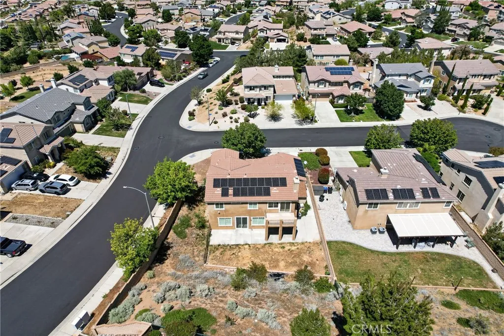 2400 Allysum Pl, Palmdale, CA 93551 photo 4