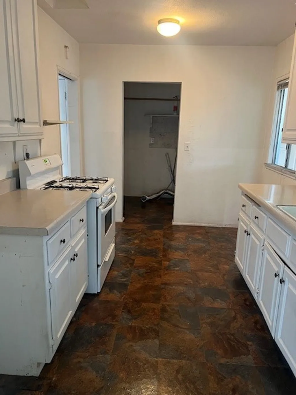 Additional image 2 of 2829 Iroquois Ave, Long Beach, CA 90815