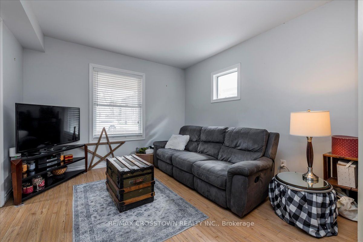 Additional image 4 of 296 Saint Jean Street, Orillia, ON, L3V 4L4