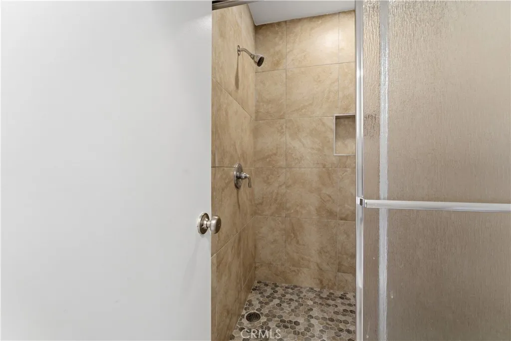 Additional image 34 of 15863 foothill Blvd, Rancho Cascades, CA 91342