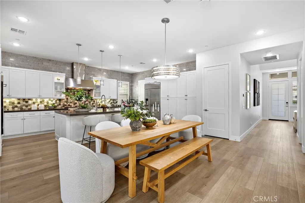 Additional image 73 of 53 Lunar, Irvine, CA 92618