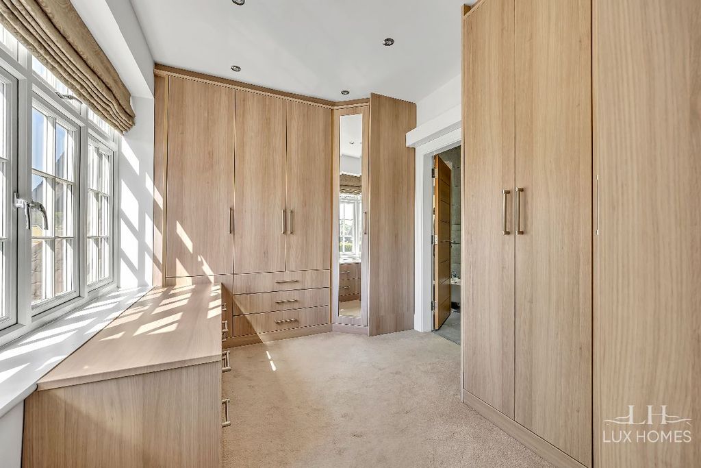 Additional image 29 of 7 bed detached house for saleParkstone Avenue, Emerson Park RM11