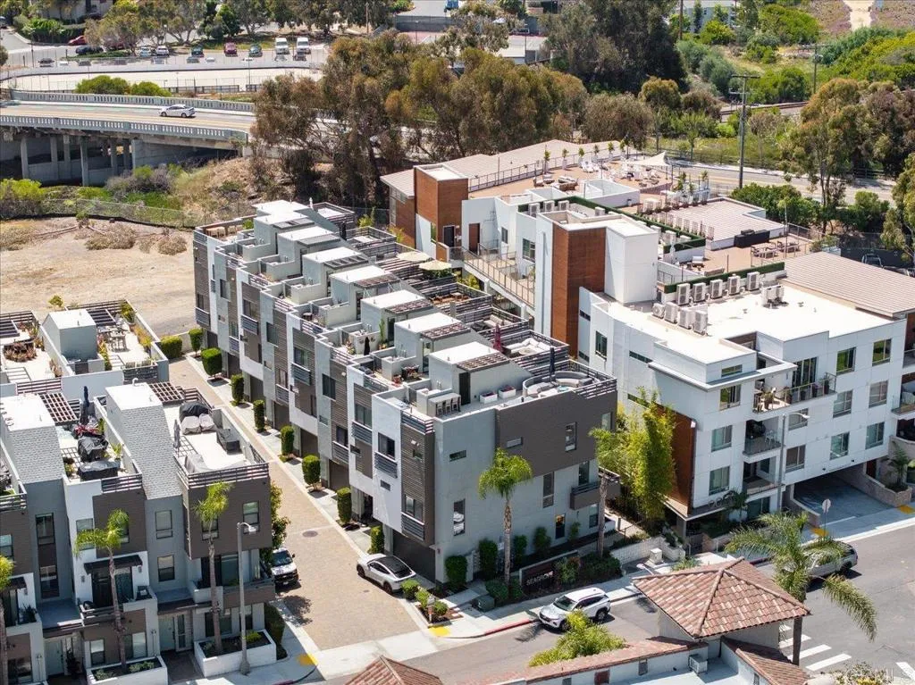 Additional image 56 of 2511 State Street, Carlsbad, CA 92008