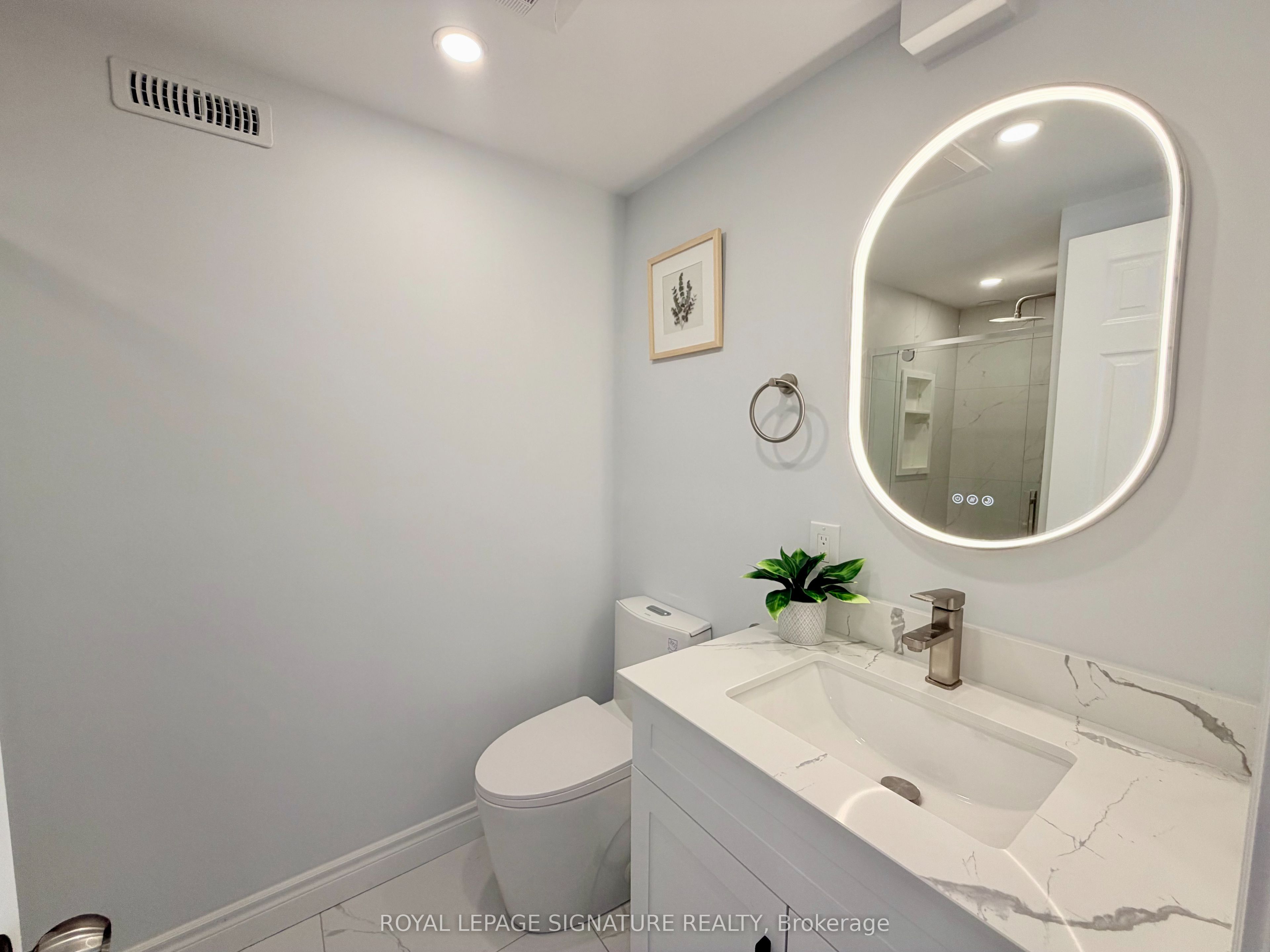 Additional image 2 of Room 2-450 Abington Avenue, Mississauga, ON, L5A 1L7