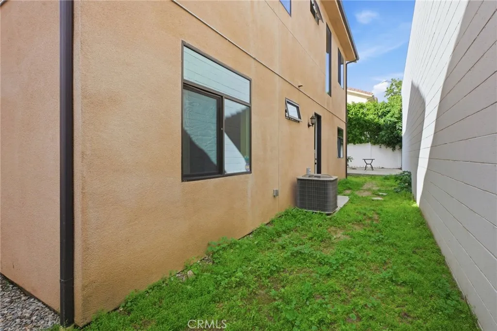 Additional image 109 of 7608 Ani Way, North Hollywood, CA 91605