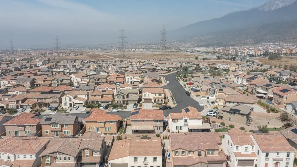 Additional image 41 of 4983 Oak Moss Ave, Fontana, CA 92336