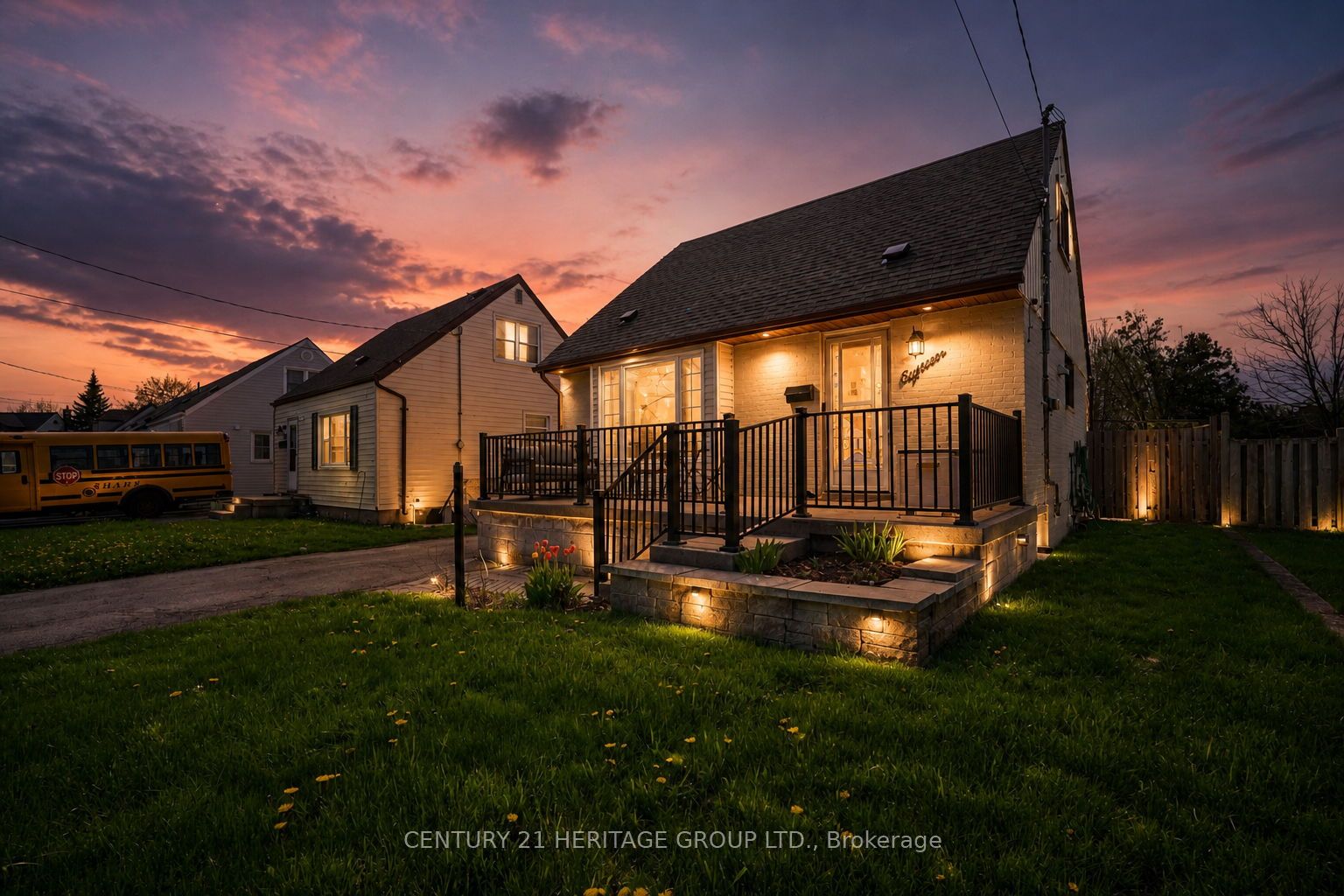 18 Armstrong Avenue, Hamilton, ON, L8H 1M5