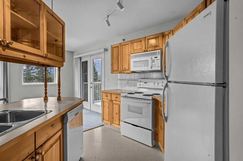 Additional image 3 of 310-1080C Cougar Creek Drive, Canmore, AB, T1W 2X9