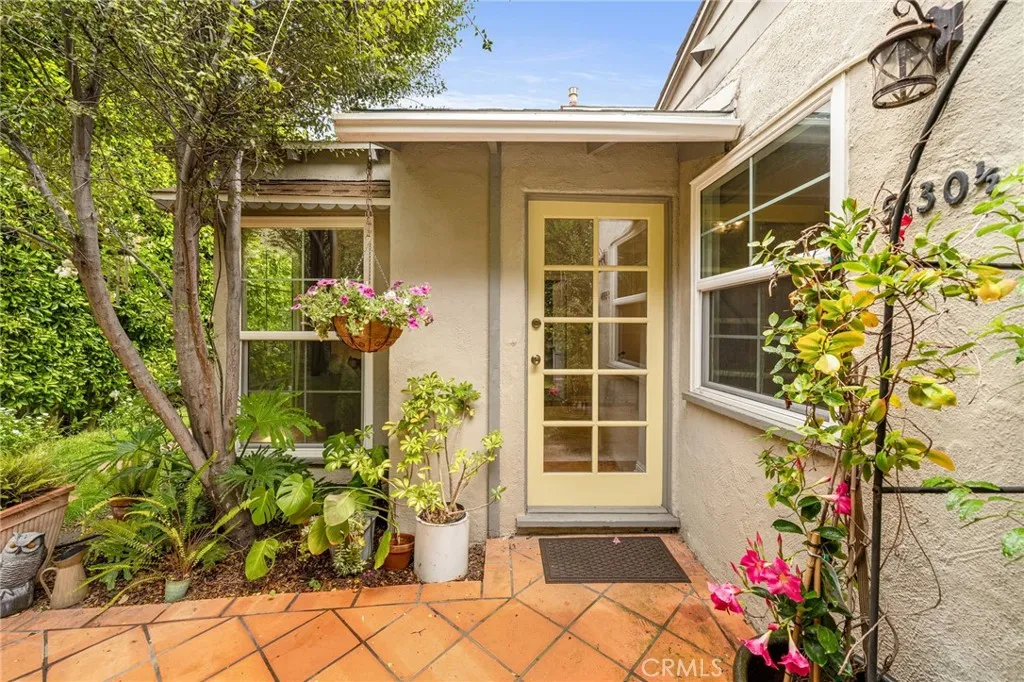 Additional image 28 of 5130 W 20th St, Los Angeles, CA 90016