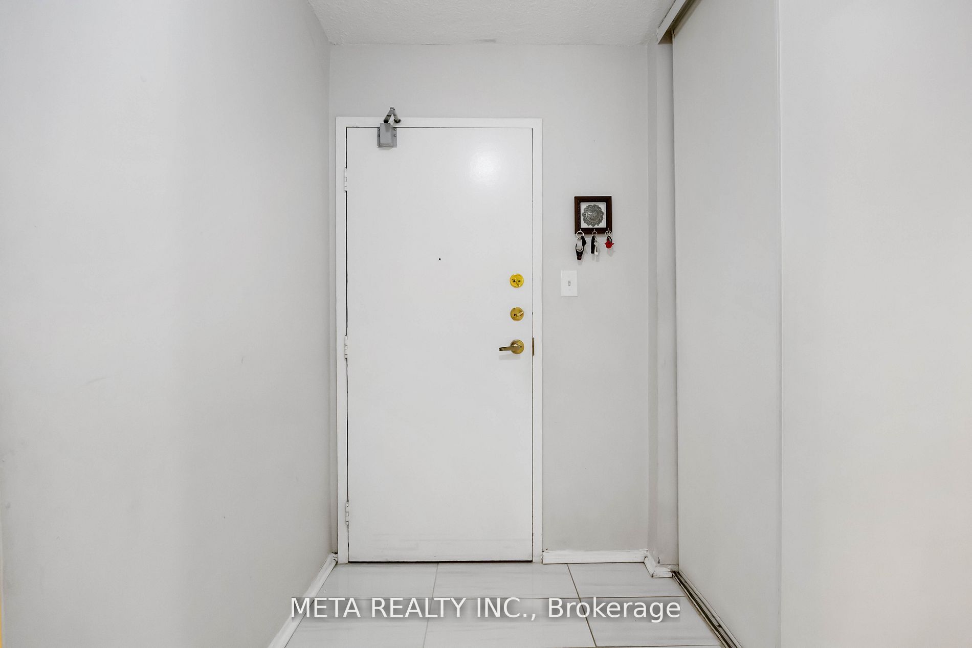 Additional image 3 of 604-236 Albion Road, Toronto, ON, M9W 6A6