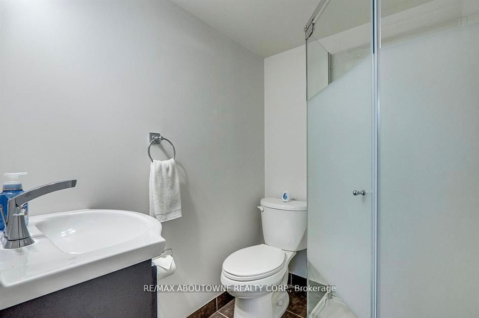 Additional image 5 of 1-180 Mississauga Valley Boulevard, Mississauga, ON, L5A 3M2