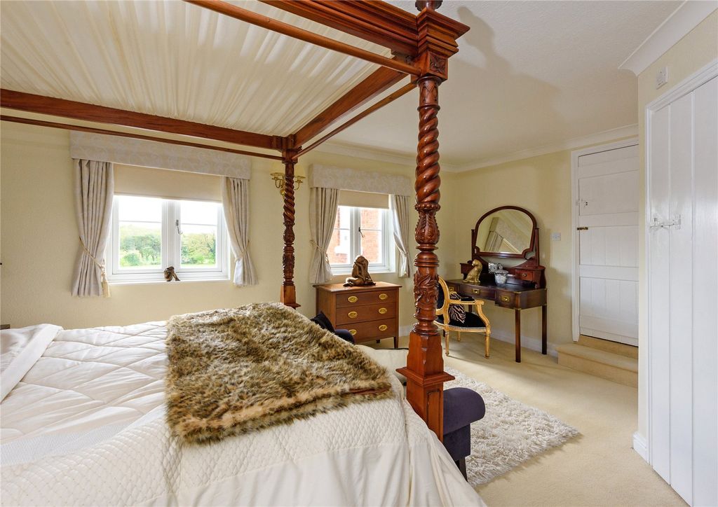 Additional image 9 of 5 bed equestrian for saleElmbridge, Droitwich, Worcestershire WR9