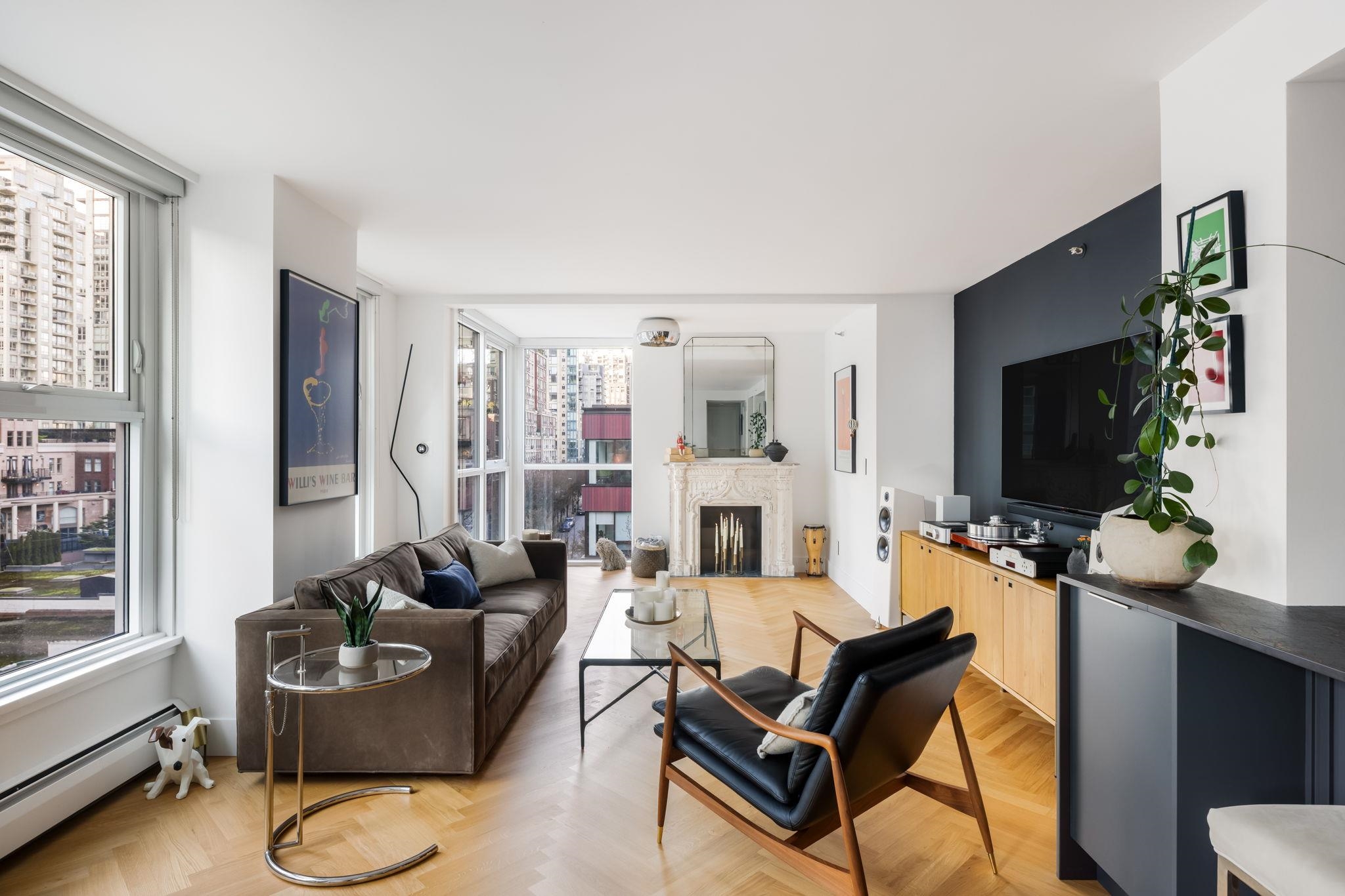 Additional image 3 of 806-1318 Homer Street, Vancouver, BC, V6B 6A7