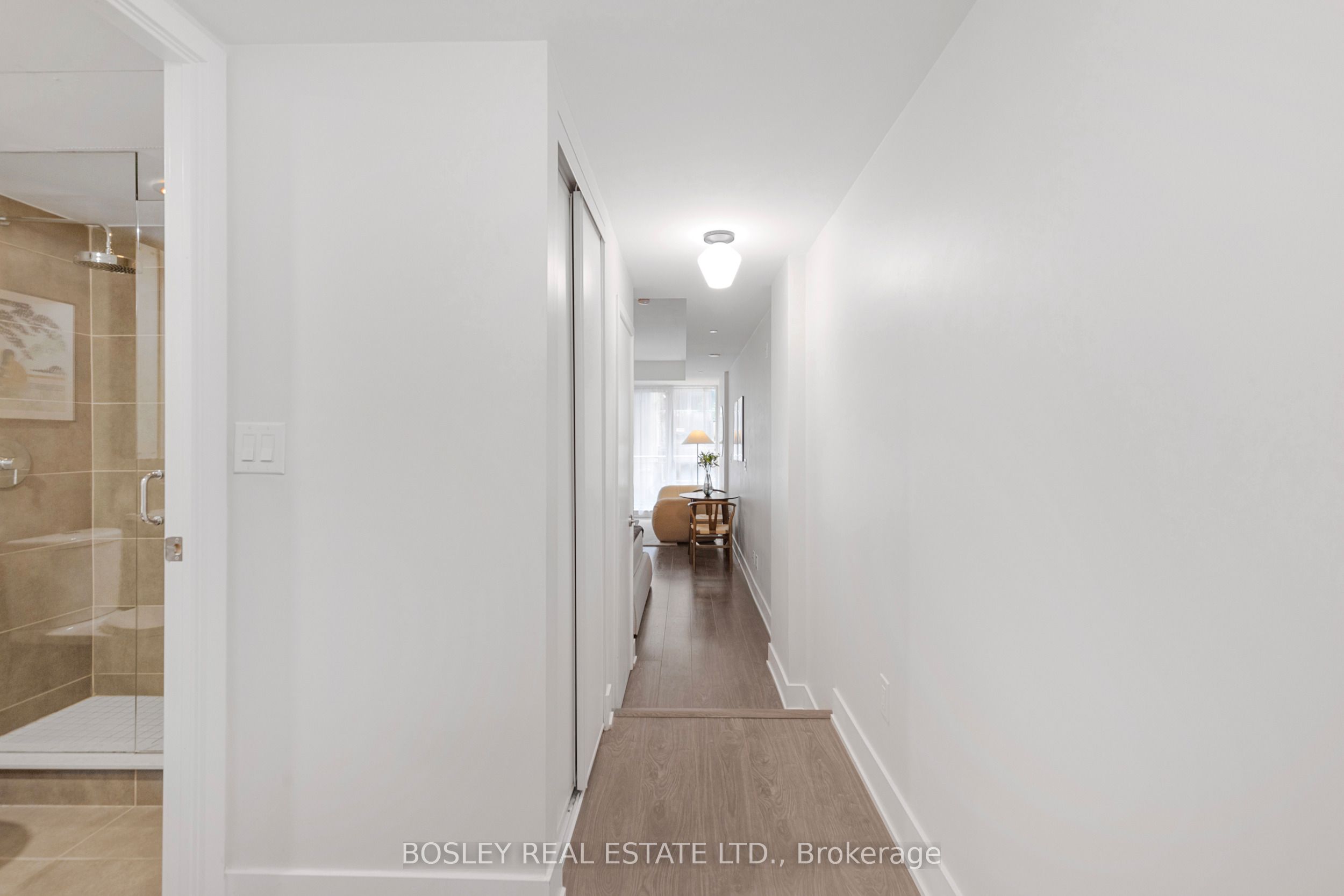 Additional image 3 of 307-508 Wellington Street W, Toronto, ON, M5V 0K8