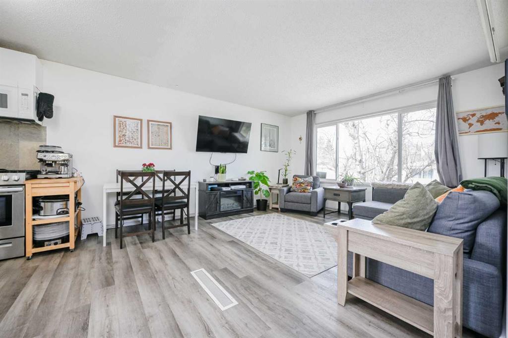 Additional image 4 of 9815 80 Avenue, Grande Prairie, AB, T8V 3S5