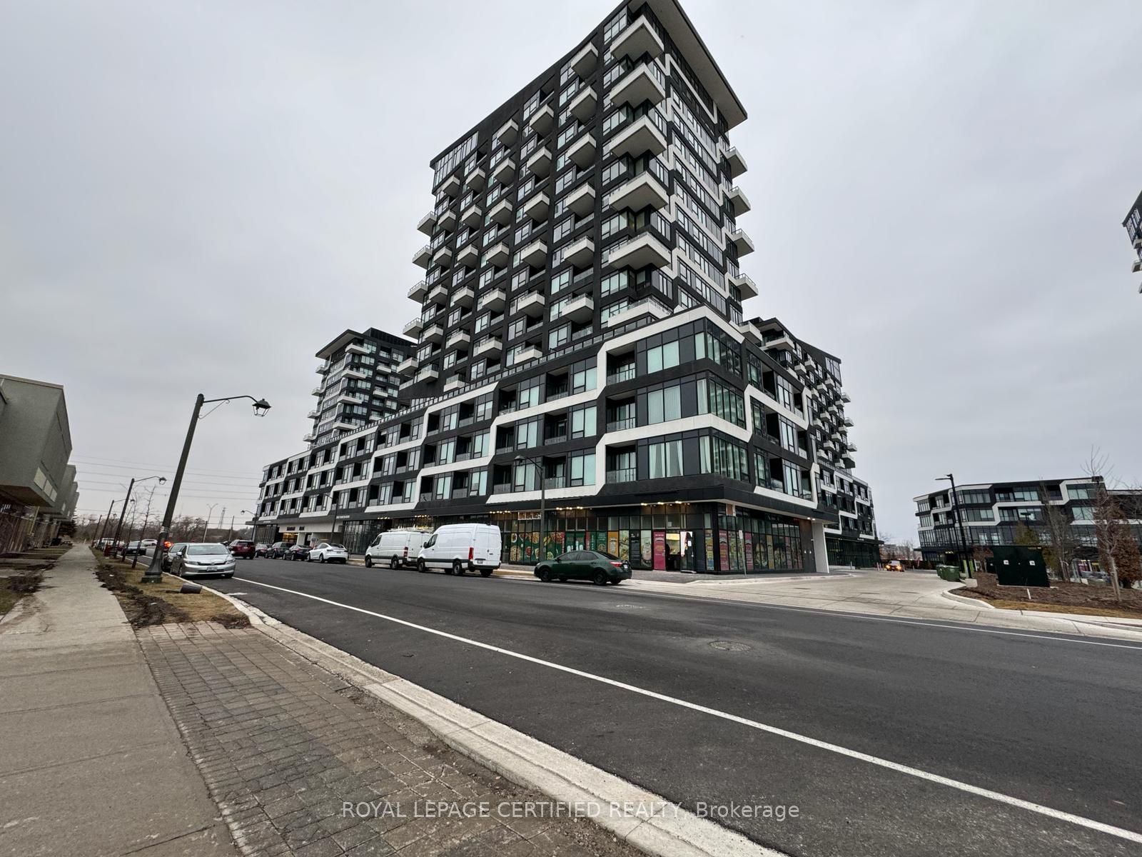608-2481 Taunton Road, Oakville, ON, L6H 0G3