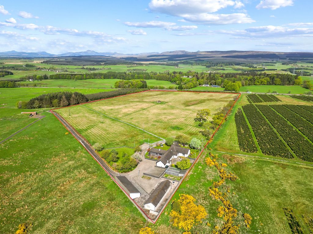 Additional image 2 of 5 bed detached house for saleShandale, Dunblane FK15