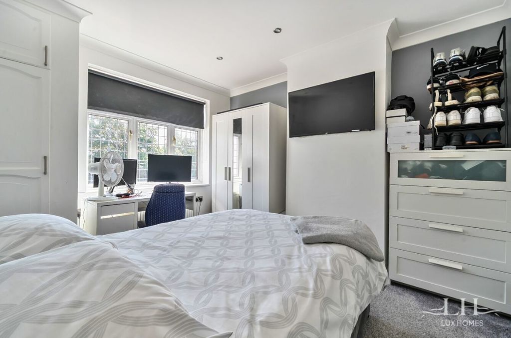 Additional image 12 of 4 bed end terrace house for saleMilton Avenue, Hornchurch RM12