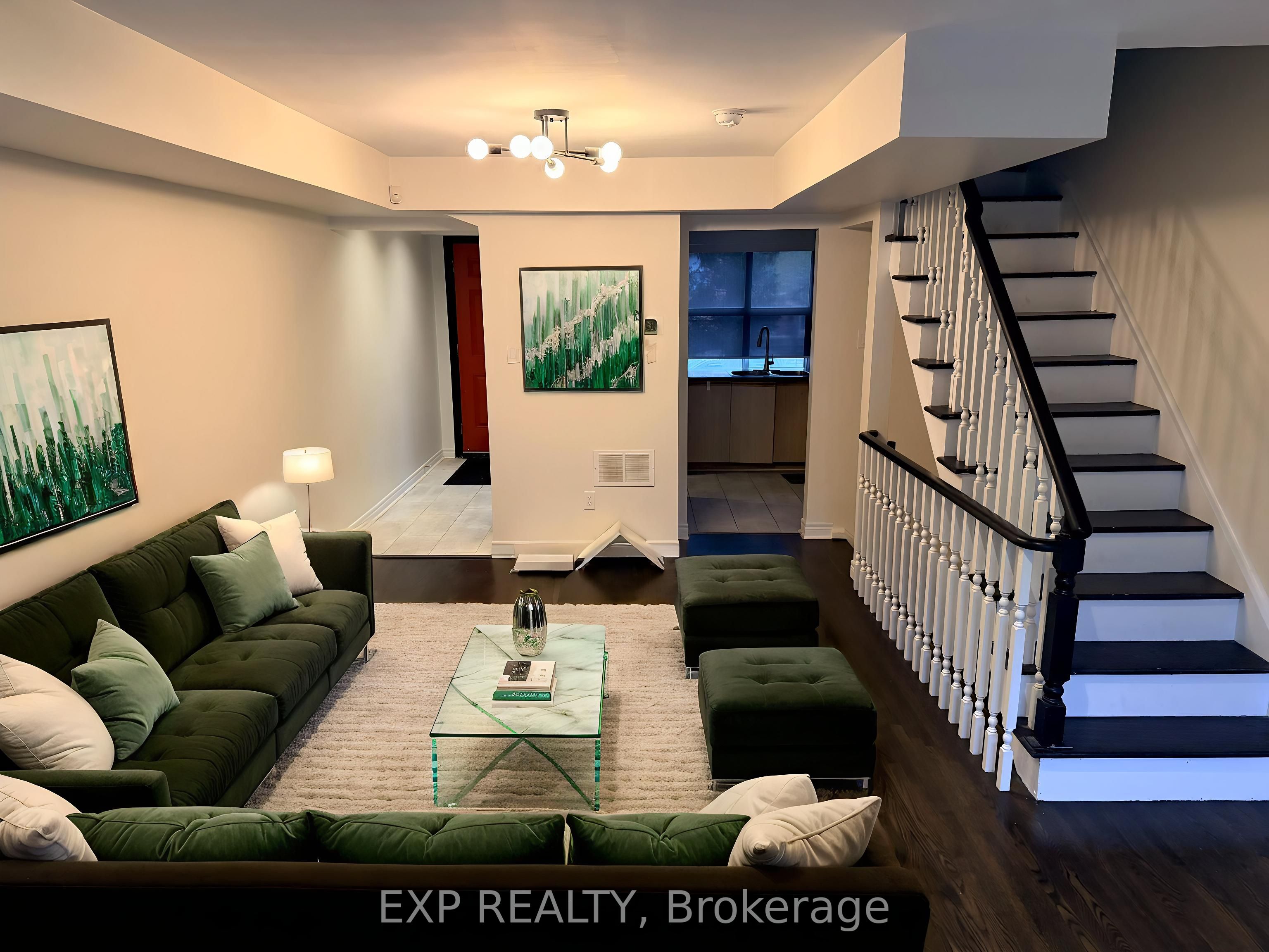 Additional image 3 of Upper-192 Ontario Street, Toronto, ON, M5A 2V5