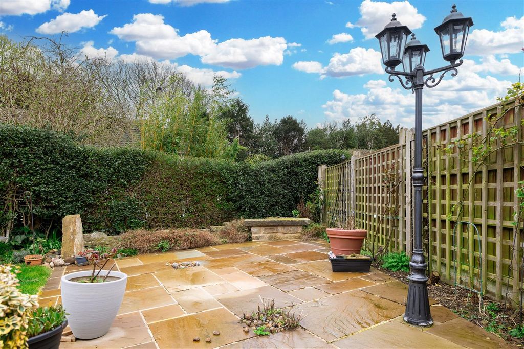 Additional image 26 of 4 bed detached house for saleWoodland Park, Oulton, Leeds LS26