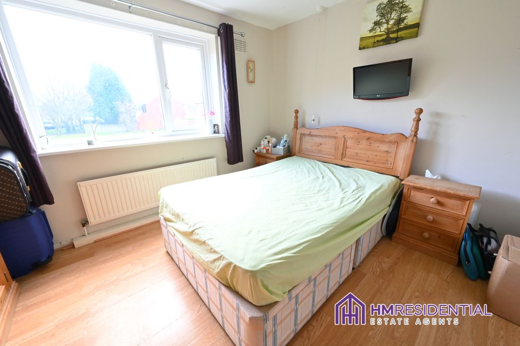 Additional image 5 of 2 bed flat for saleWhalton Court, Gosforth, Newcastle Upon Tyne NE3