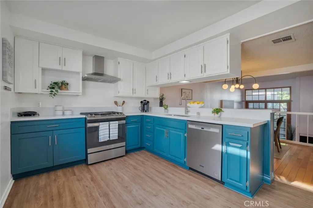 Additional image 3 of 4173 W Sarah Street, Burbank, CA 91505