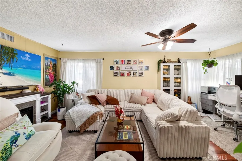 Additional image 3 of 21017 Violeta Avenue, Lakewood, CA 90715