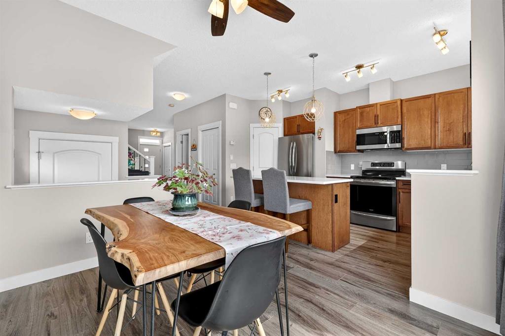 Additional image 3 of 305 Seton Circle SE, Calgary, AB, T3M 2V8