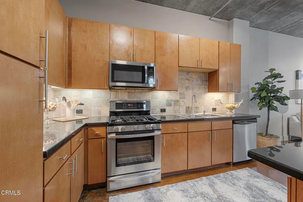 Additional image 8 of 840 E Green Street Unit 124, Pasadena, CA 91101
