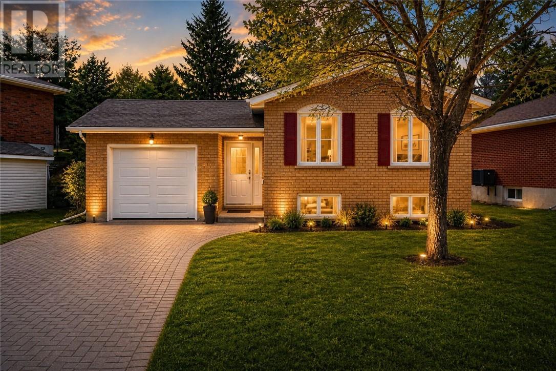 435 Culver Crescent, Sudbury, ON, P3E4Y5 photo 2