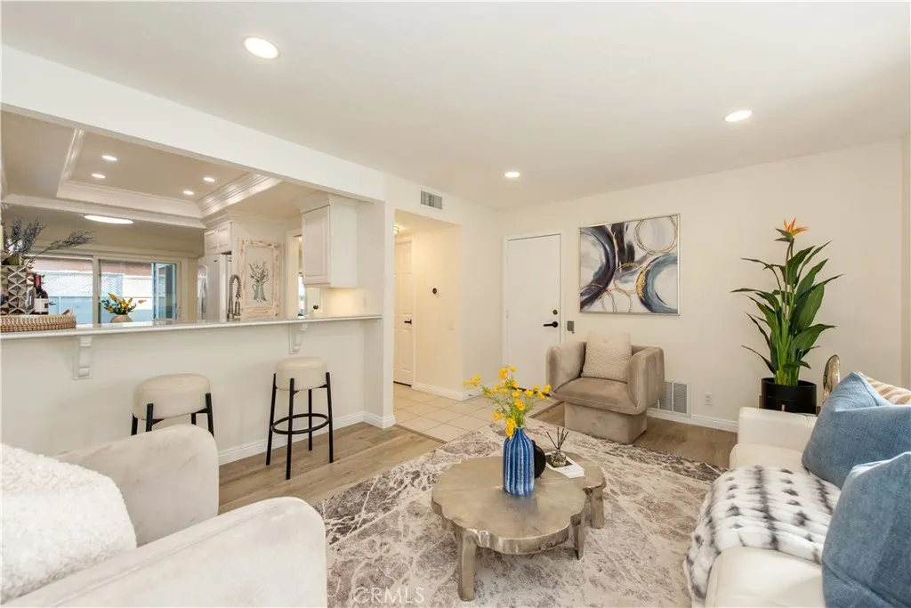 Additional image 58 of 19 Alabaster, Irvine, CA 92614