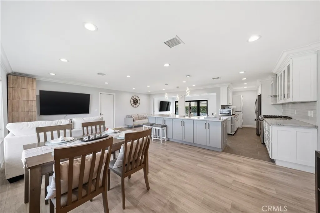 Additional image 23 of 2858 W Keys Ln, Anaheim, CA 92804