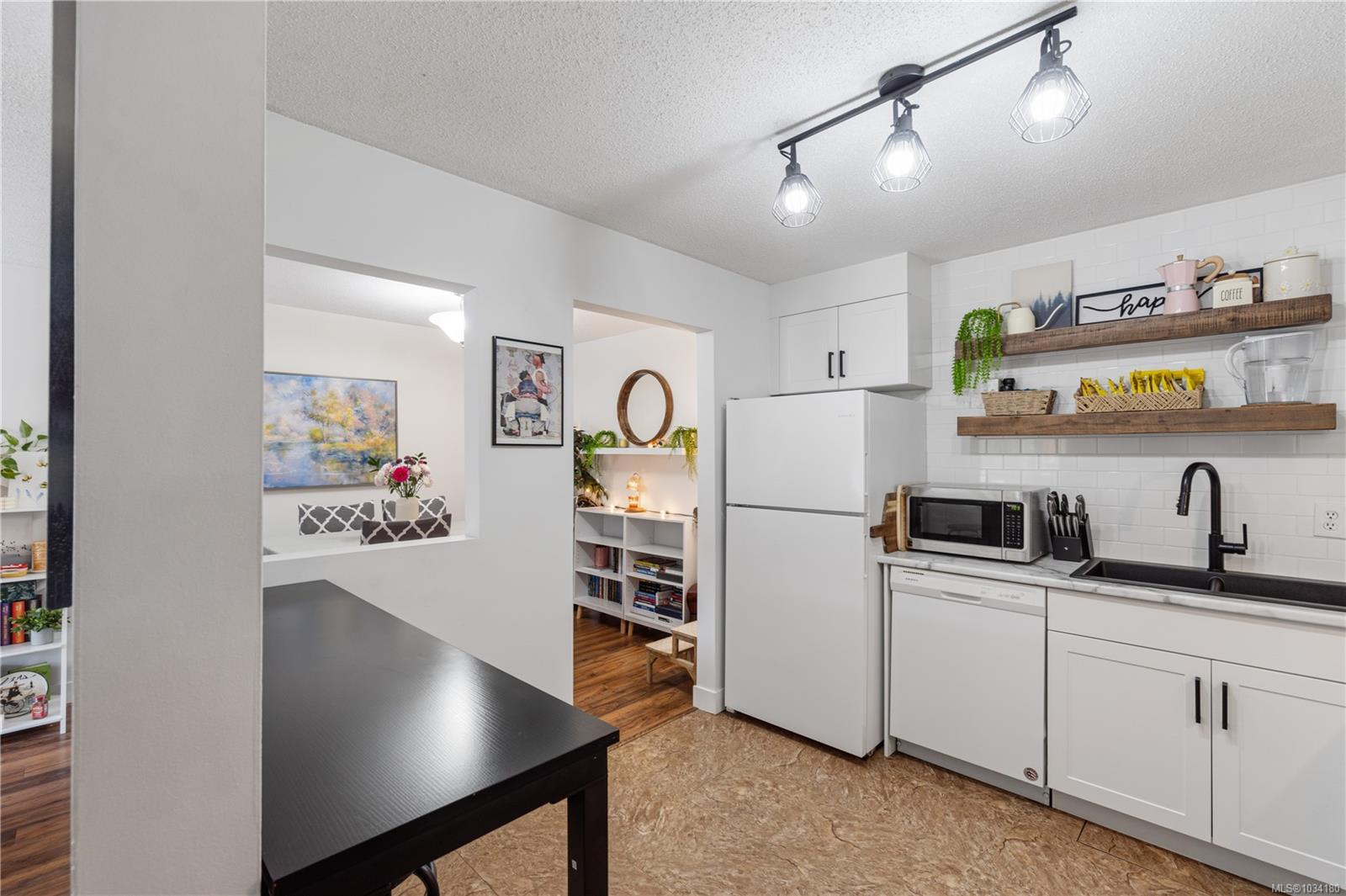 Additional image 5 of 222-6711 Dover Road, Nanaimo, BC, V9V 1L9