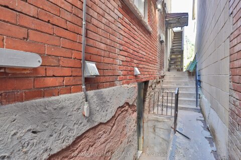 Additional image 8 of Bsmt-880 College Street, Toronto, ON, M6H 1A3