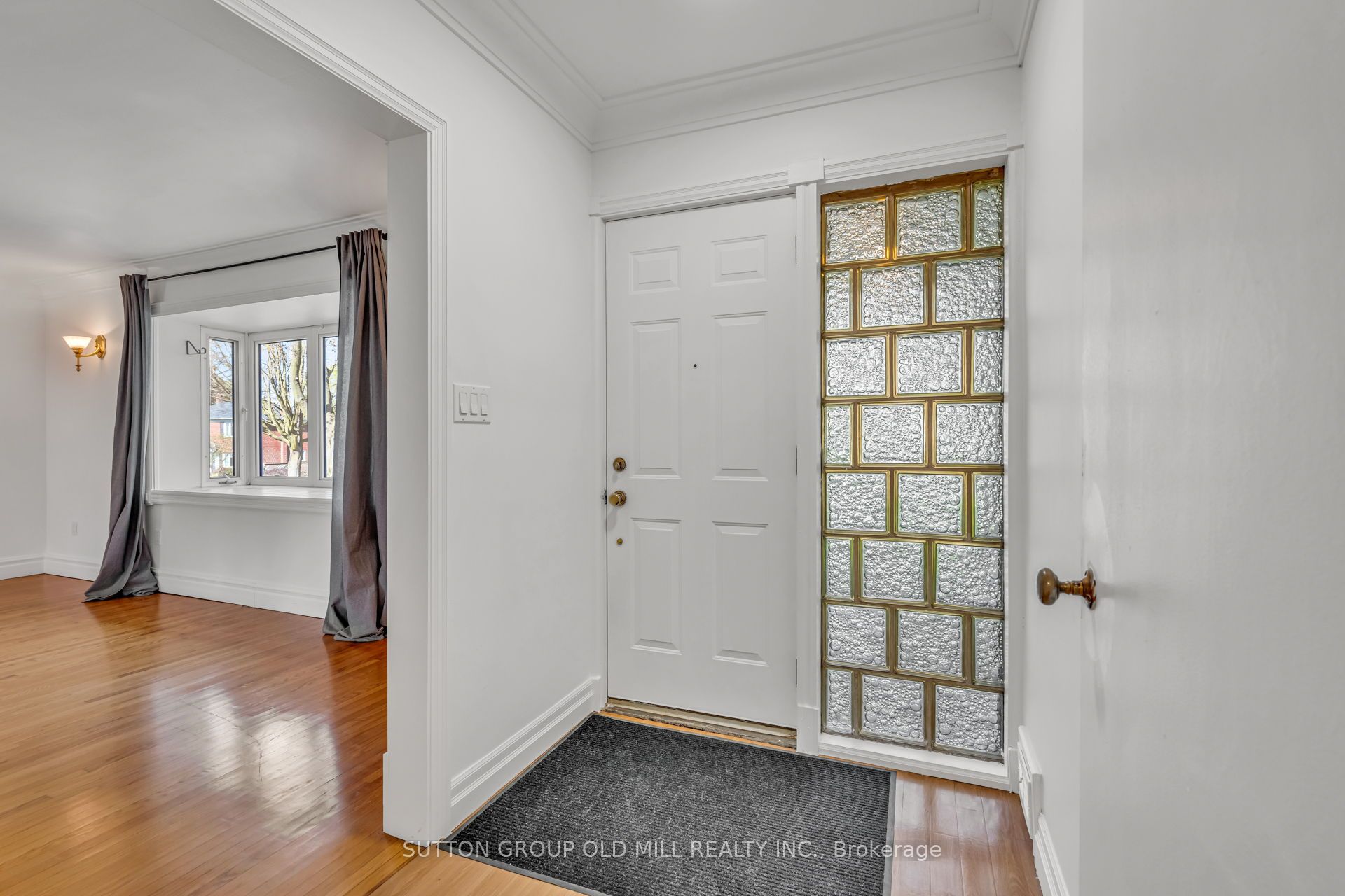 Additional image 3 of 29 Robin Hood Road, Toronto, ON, M9A 2W6