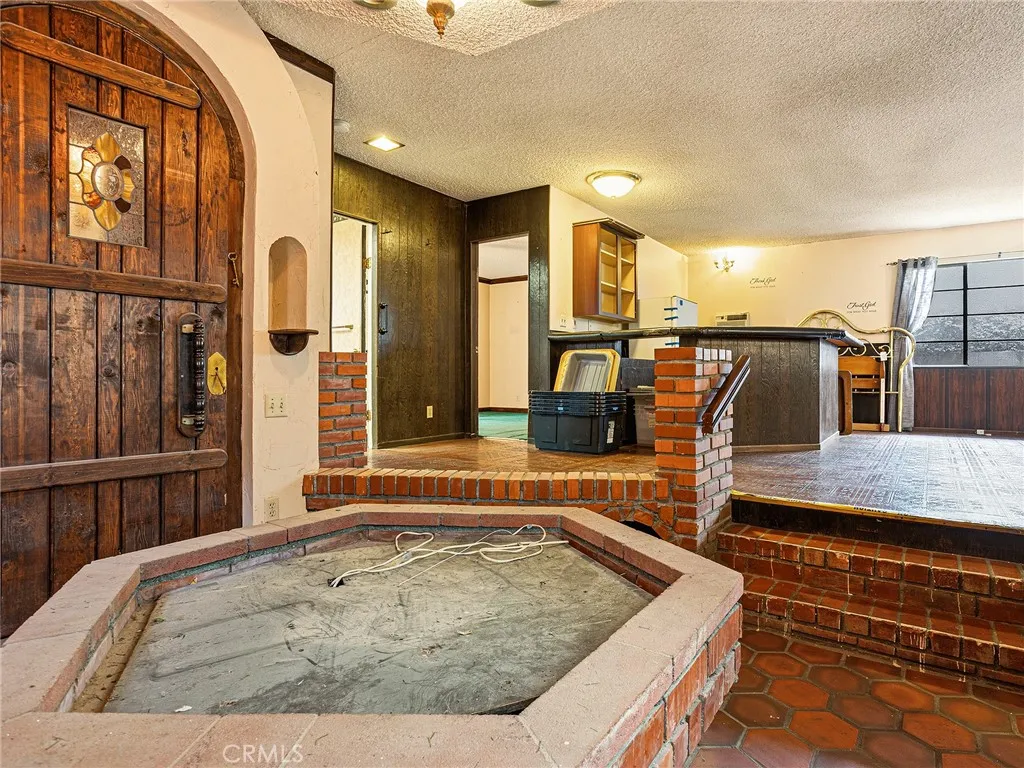 Additional image 72 of 836 N Parish Place, Burbank, CA 91506