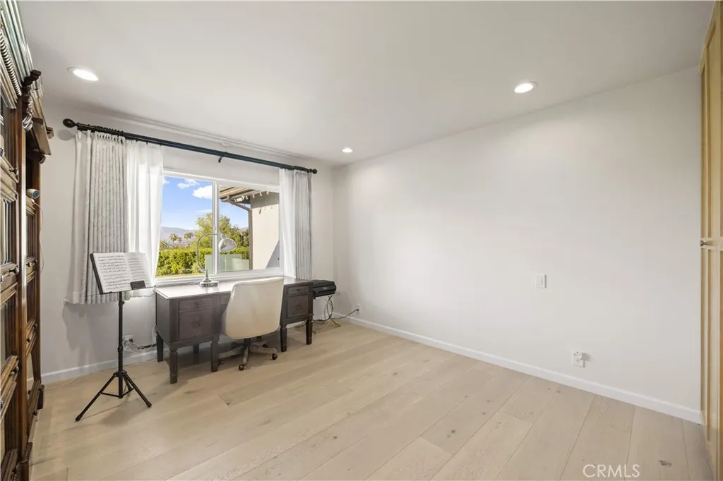 Additional image 25 of 16935 Esquira Pl, Encino, CA 91436