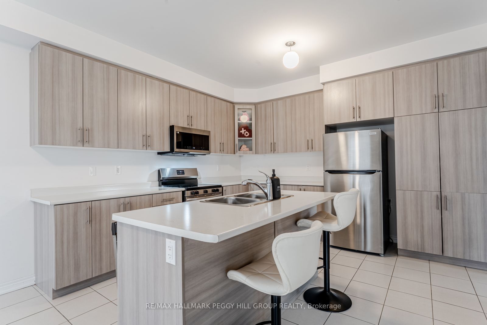 Additional image 3 of 17 Baycroft Boulevard, Essa, ON, L3W 0L7
