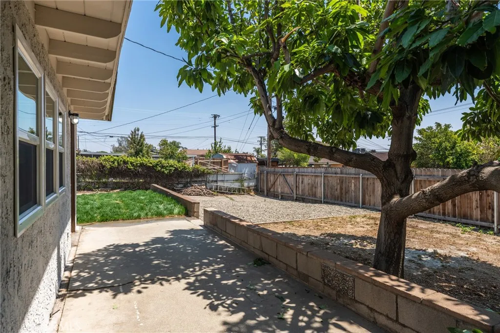 Additional image 80 of 16275 Dianthus Avenue, Fontana, CA 92335