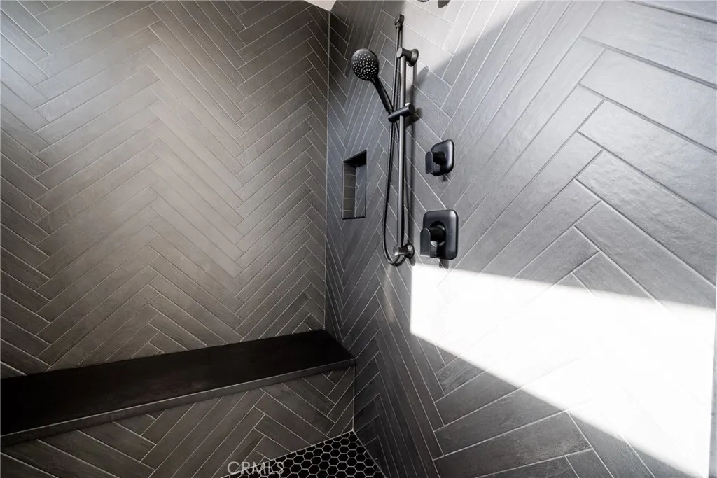 Additional image 42 of 124 Chant, Irvine, CA 92618