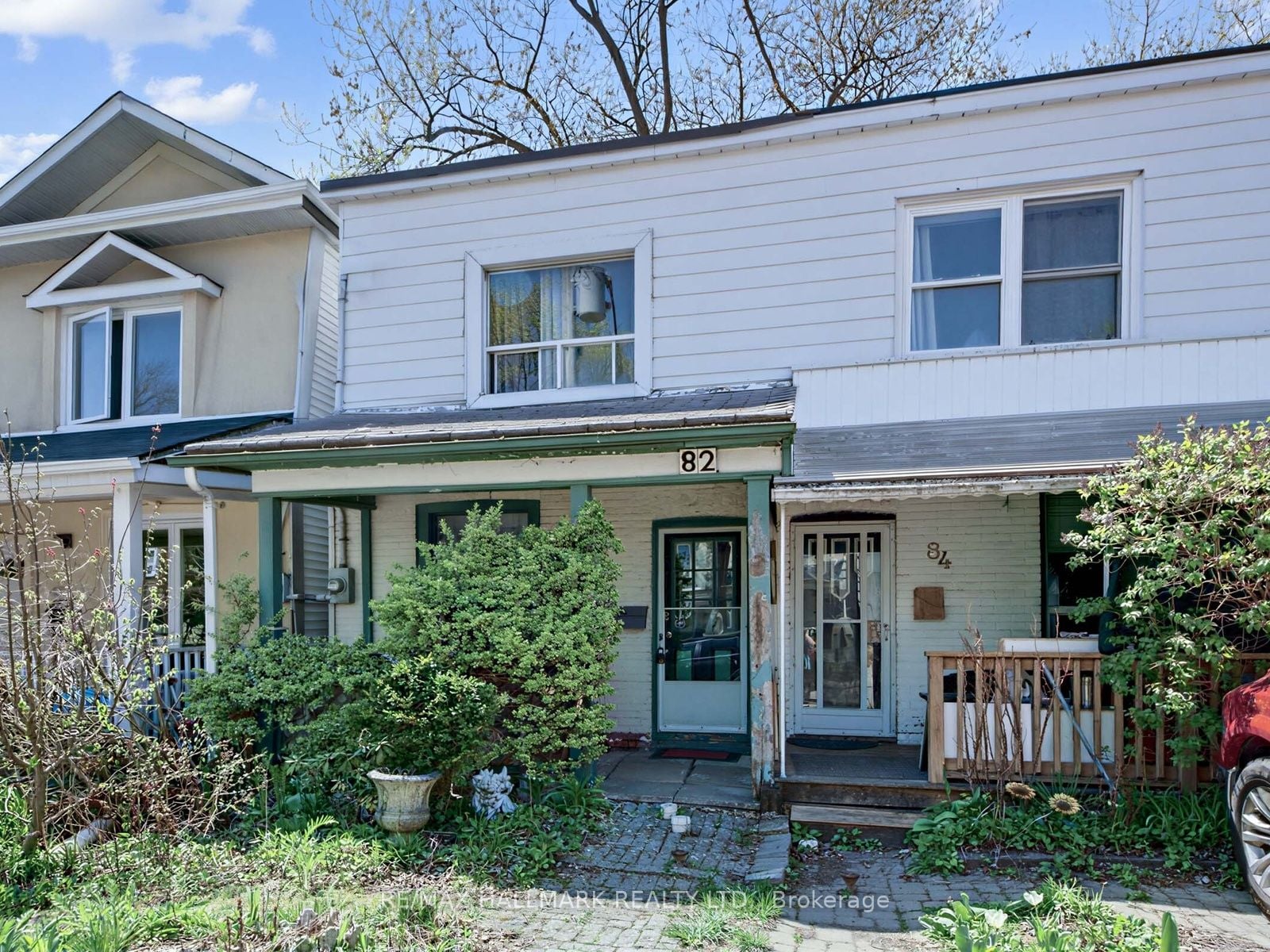 82 Muriel Avenue, Toronto, ON, M4J 2Y4