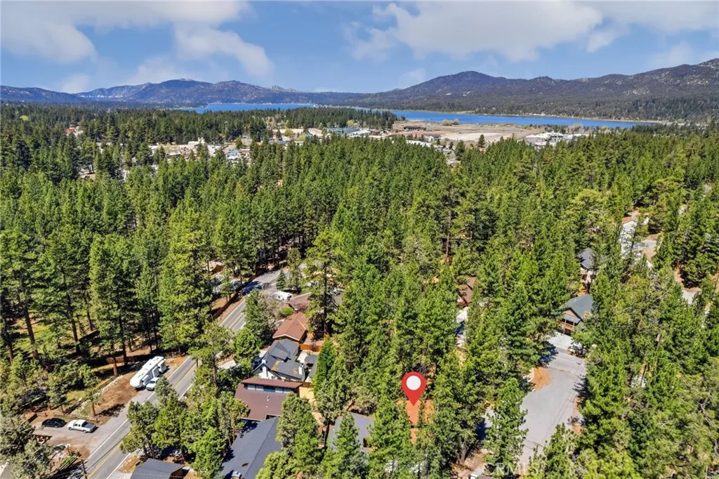 Additional image 3 of 426 Crystal Court, Big Bear Lake, CA 92315