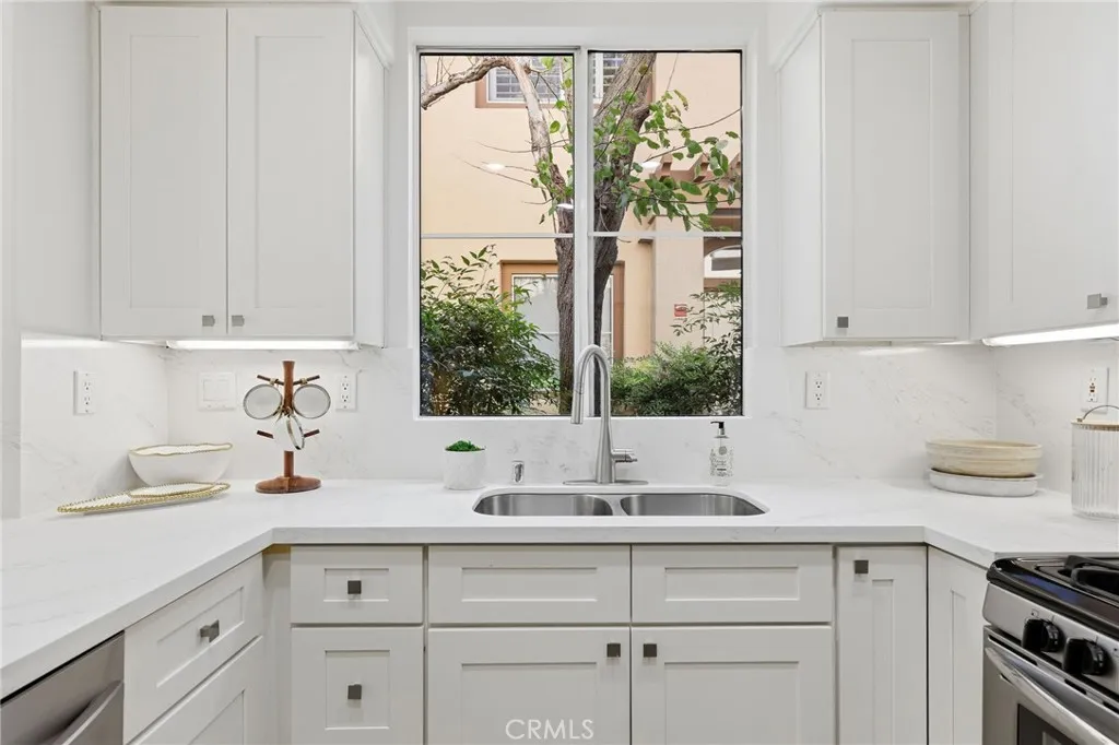 Additional image 43 of 2659 Dietrich Dr, Tustin, CA 92782